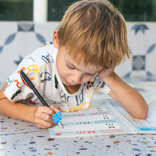 Set di esercizi di scrittura a mano KiddoSpace
